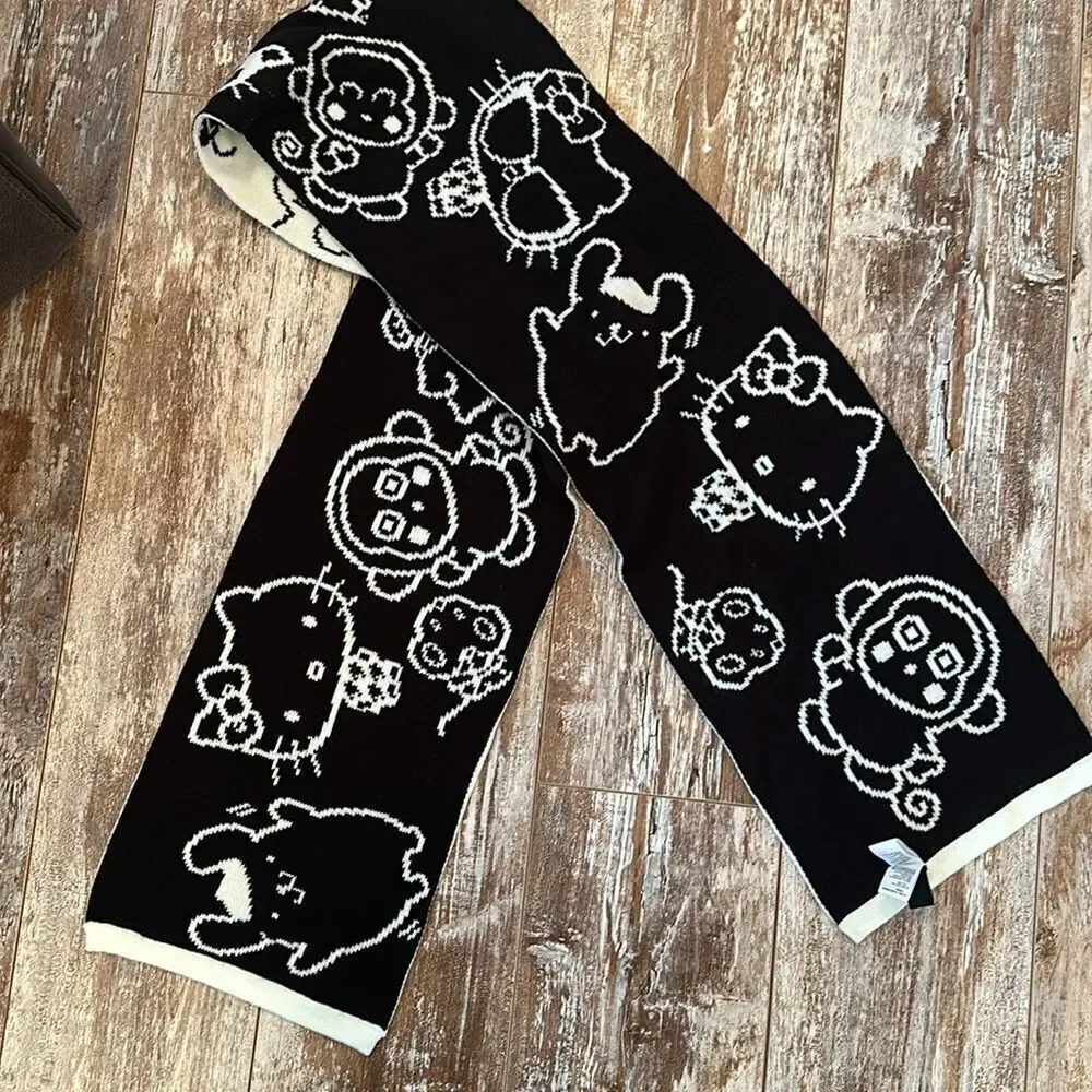 Hello Kitty x Forever 21 scarf